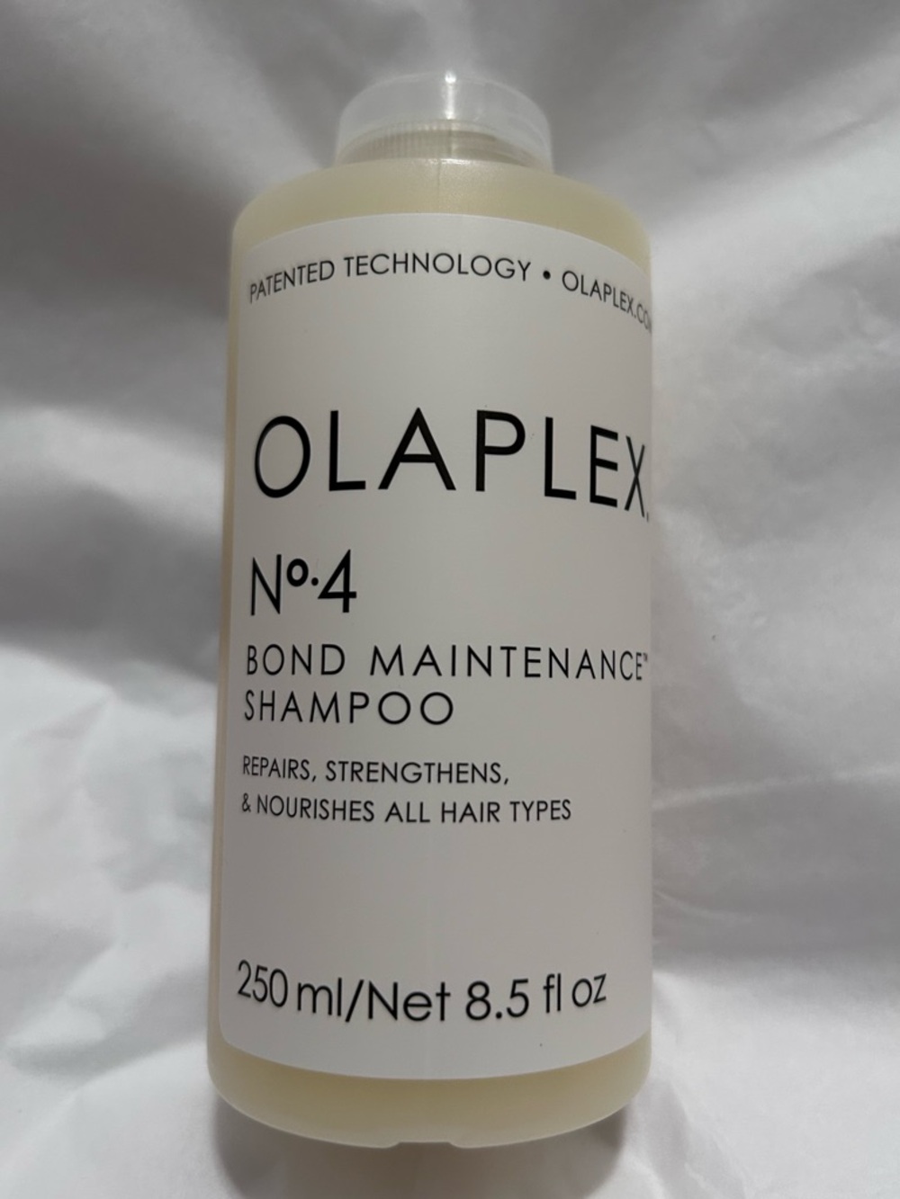OLAPLEX No.4 Bond Maintenance Shampoo - Picture 10 of 11